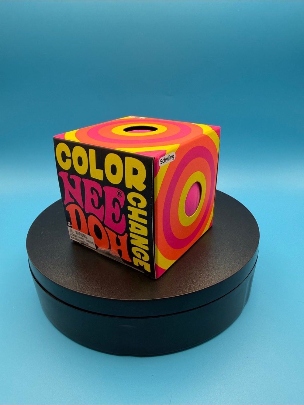Needoh  color Change Cube - pink